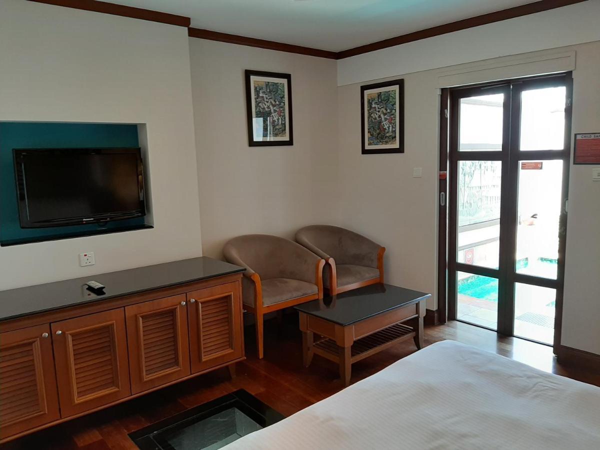 Wonderland Private Pool Villas At Port Dickson Esterno foto